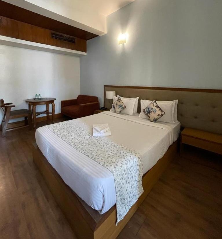 Hotel Tragopan Dimāpur Exterior foto